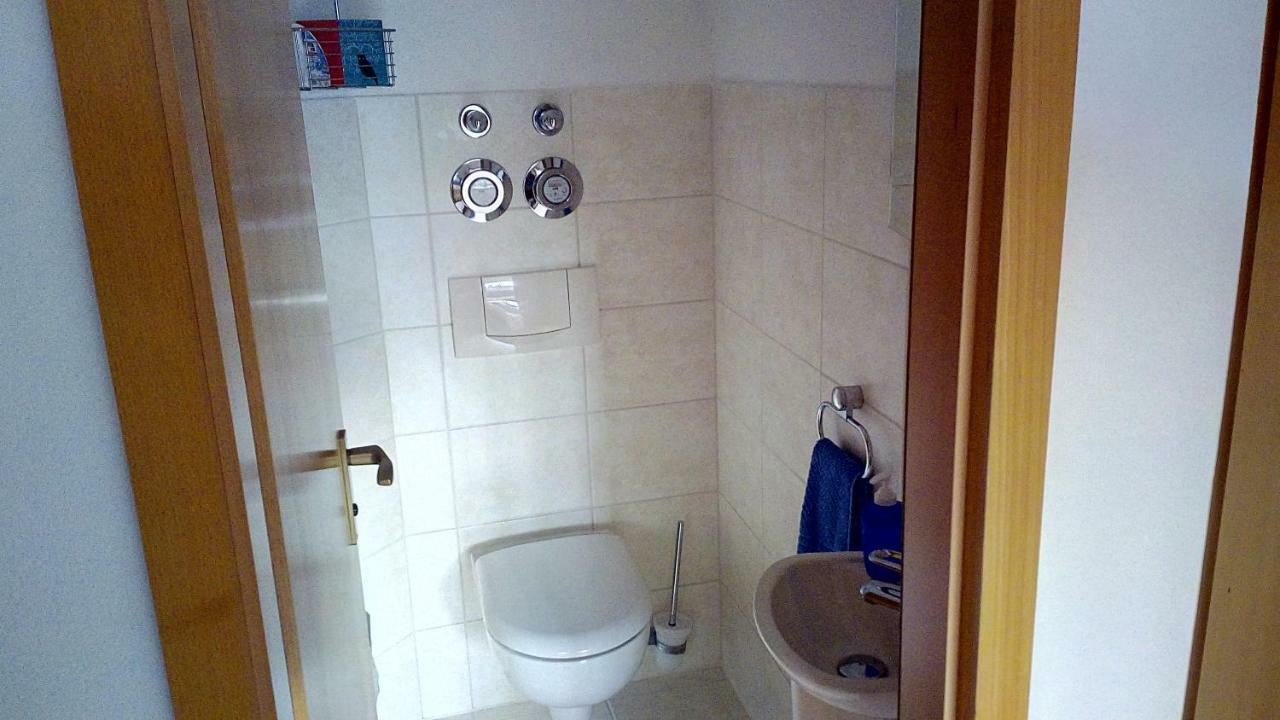 Komfort Apartment 2 Eg Bei Juergen Kunzi Filderstadt Exterior foto